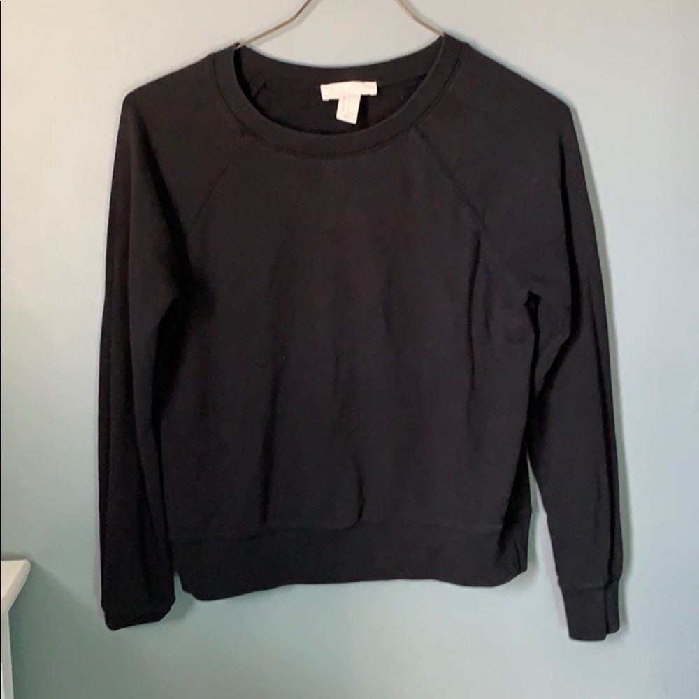 Black long sleeve shirt